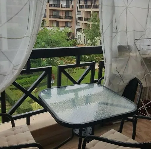 Apartment Oasis Club