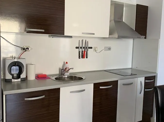 Oasis Club Apartment