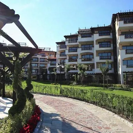 Oasis Club Lozenets