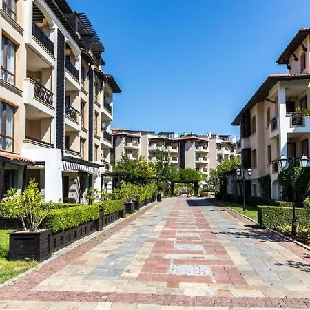 Apartment Oasis Club *