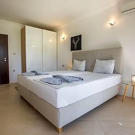 Apartment Oasis Club